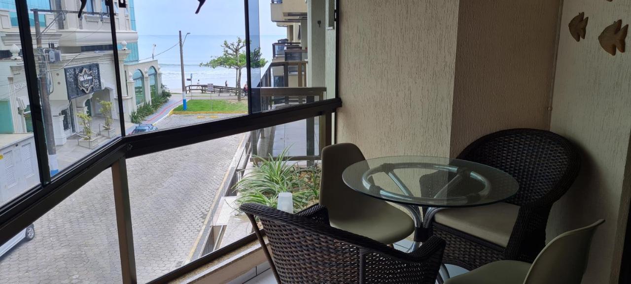 Apto Em Predio Frente Ao Mar, Meia Praia Itapema, Linda Vista, 3 Dormitorios מראה חיצוני תמונה